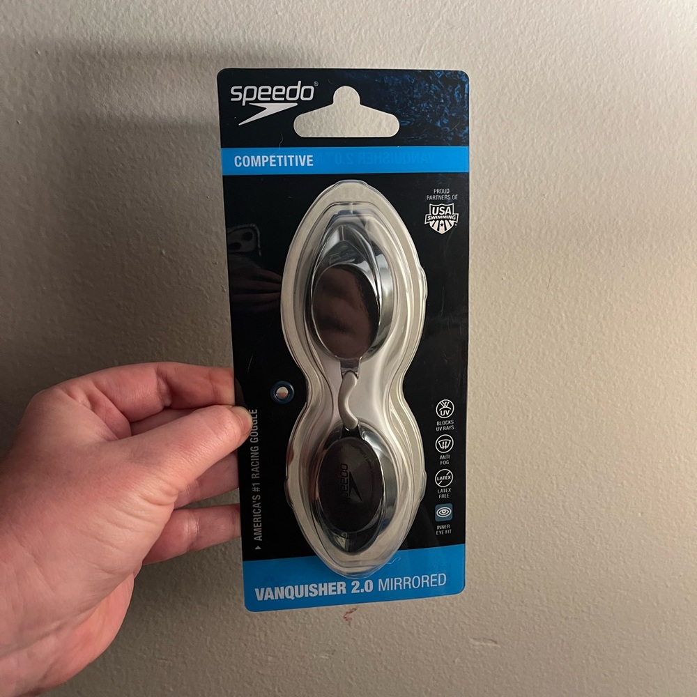 Speedo Vanquisher 2.0 Mirrored Goggles - Black and Silver